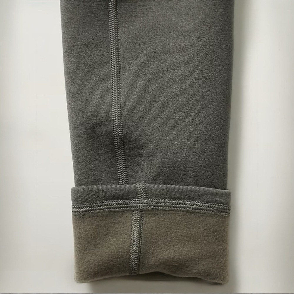 NWOT Athleta ALTITUDE STASH HIGH RISE POLARTEC® POWER STRETCH® TIGHT - Picture 5 of 6